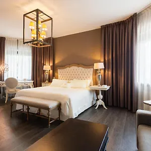 https://like-home.it-lombardy.com